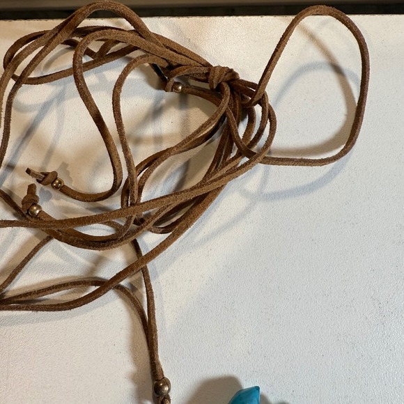 Boho Turquoise Stone Necklace Adjustable Brown Suede Cord Pendant Jewelry - Picture 3 of 4